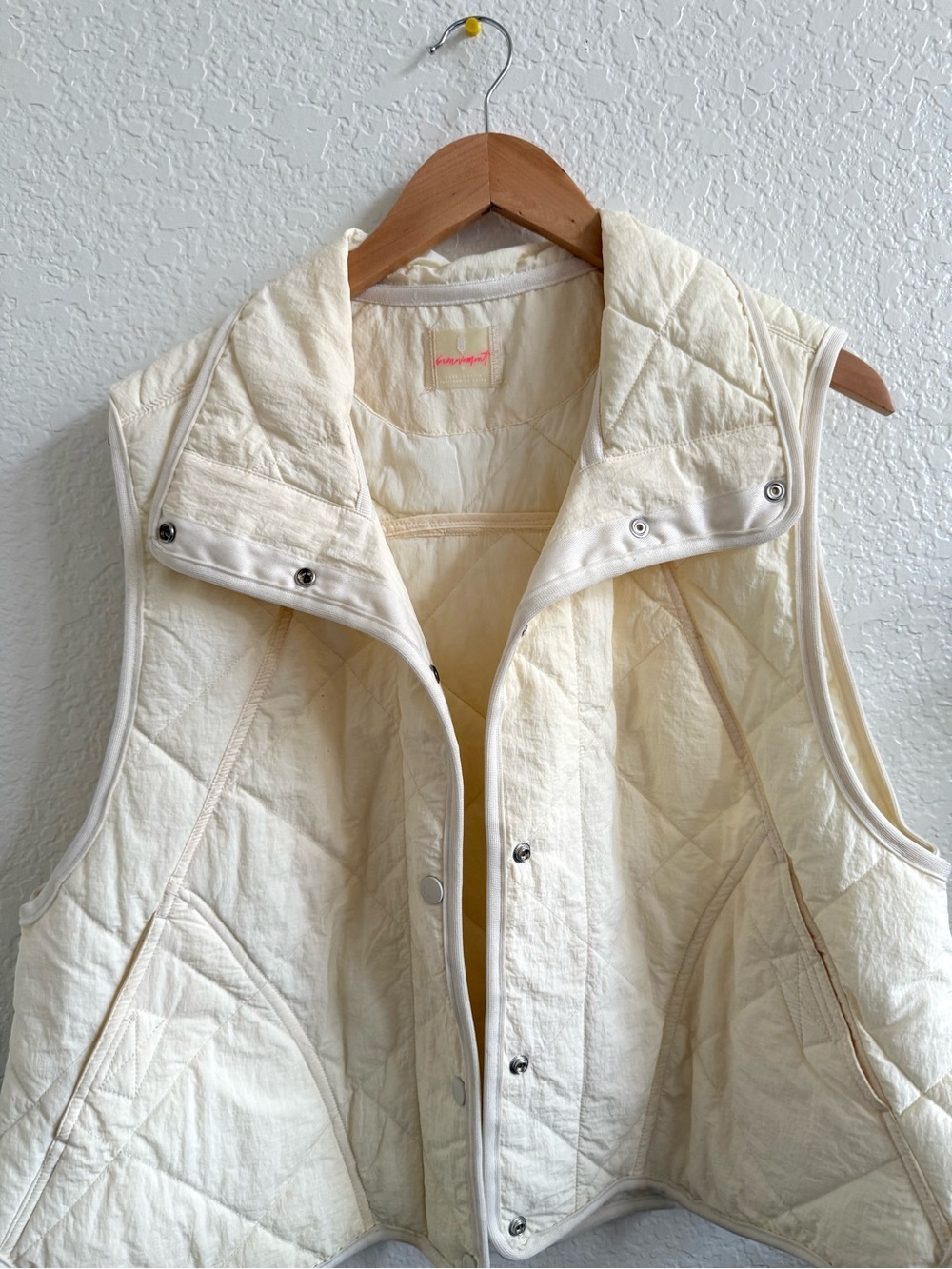 Free People Quinn Quilted Puffer Vest Size Small Ivory Cream Over Sized - Picture 4 of 9